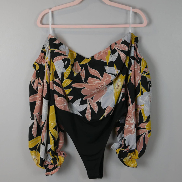 Lulus NWT Bring the Blossom Black Floral Print Off Shoulder Bodysuit Size XL - Picture 3 of 7